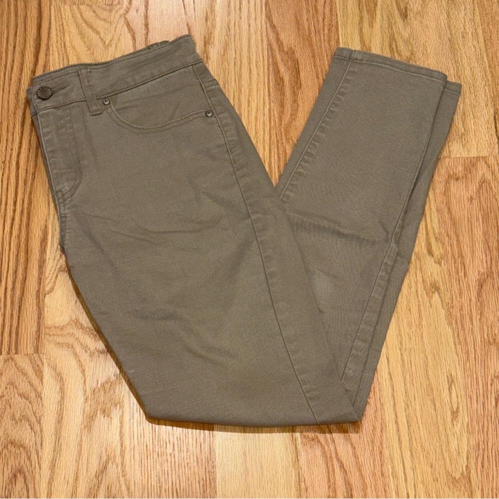 Forever 21 Khaki Trousers